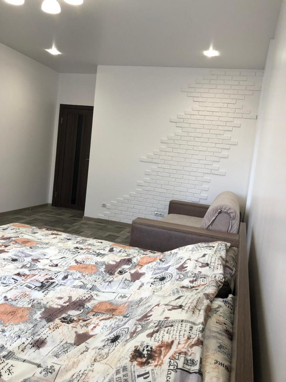 Lux Apart Torfyana Lviv Exterior photo